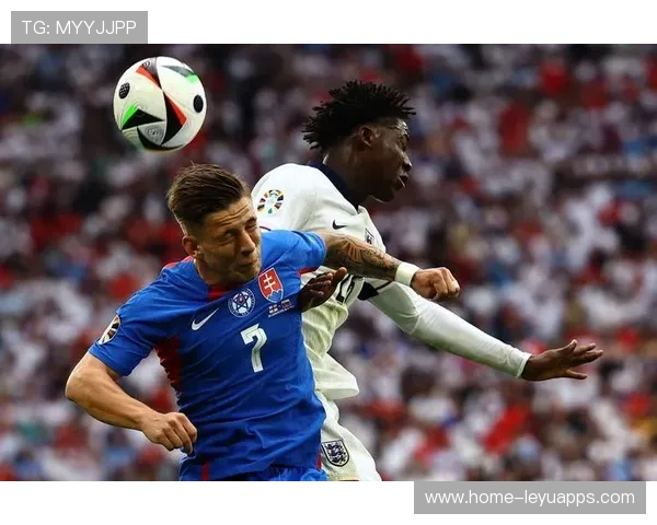 英超转会风暴提前到来：转会市场的暗流涌动引爆整个赛季