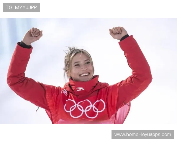 谷爱凌U型池完成高难动作获高分,米兰冬奥预赛傲视全球冰雪健 谷爱凌U型池完成高难动作获高分,米兰冬奥预赛傲视全球冰雪健