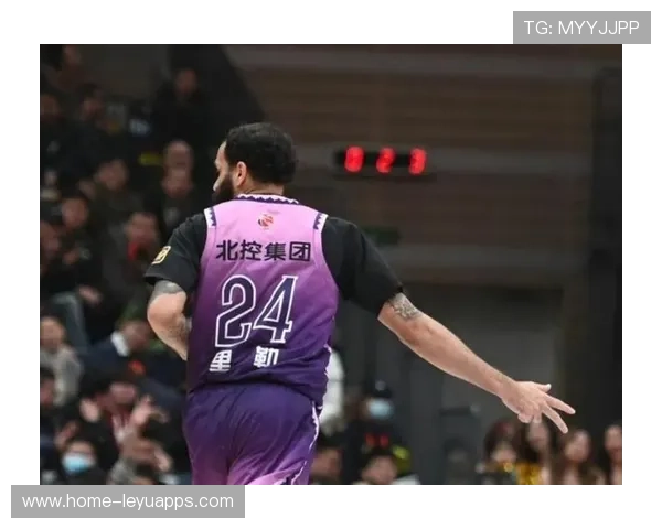 冷门爆出！弱旅掀翻联赛榜首